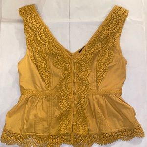 Abercrombie & Fitch yellow button up top size XS